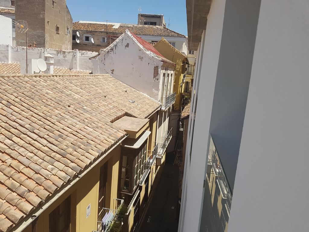 Malaga City Breaks Exterior photo